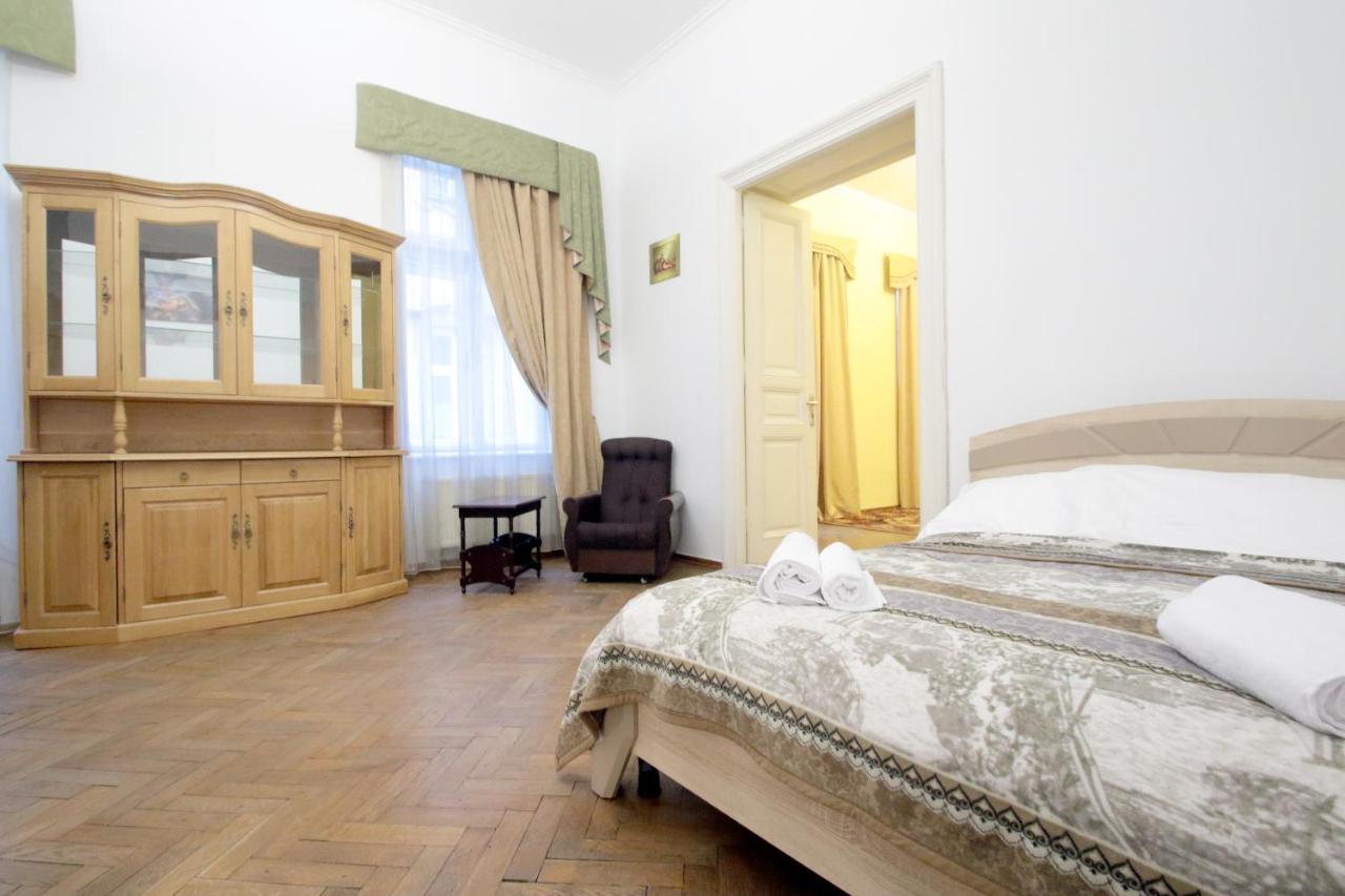 Pro Apartments 12213 Lviv Exterior foto